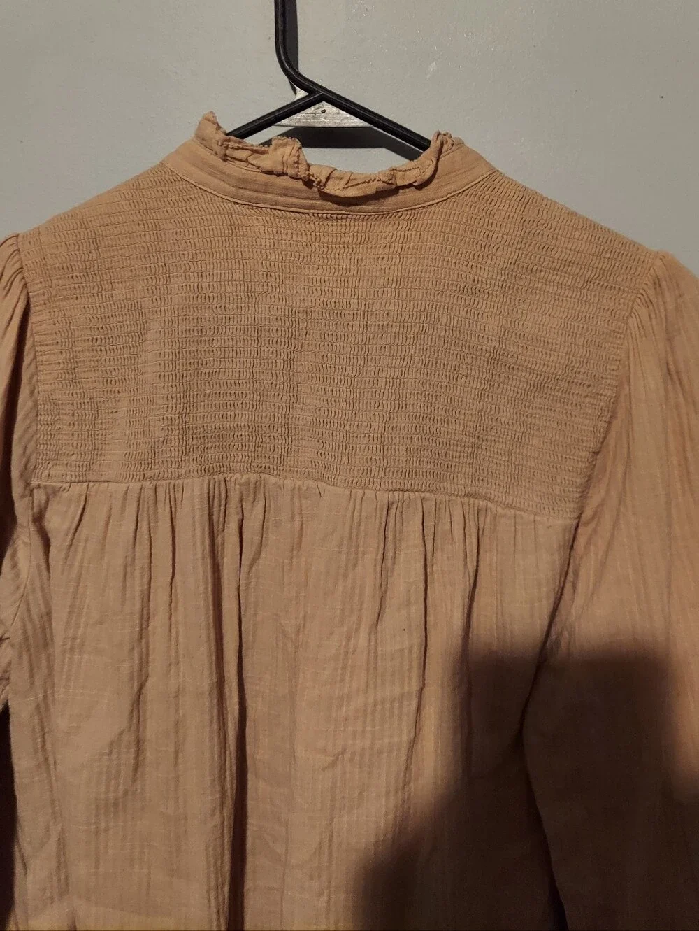 J. Crew Tan Long Sleeve Gauze Top Size Medium Boho Peasant Cottage Preppy Smock